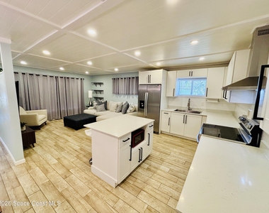2690 Smokey Lane - Photo Thumbnail 3
