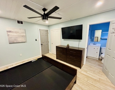 2690 Smokey Lane - Photo Thumbnail 16