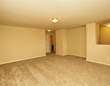 10011 Cobbs Cove Lane - Photo Thumbnail 11