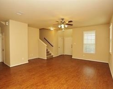 10011 Cobbs Cove Lane - Photo Thumbnail 2