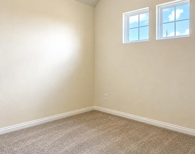 9734 Willowmoor Lane - Photo Thumbnail 23