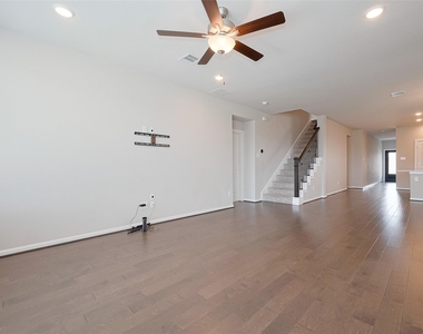 29310 Sweet Orange Court - Photo Thumbnail 21