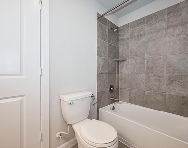 29310 Sweet Orange Court - Photo Thumbnail 40