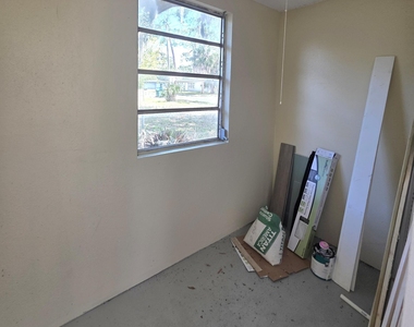 621 S Georgia Avenue - Photo Thumbnail 13