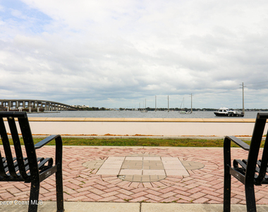 44 Barton Avenue - Photo Thumbnail 33