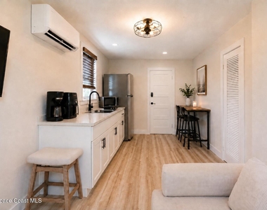 44 Barton Avenue - Photo Thumbnail 11