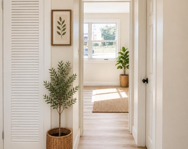 44 Barton Avenue - Photo Thumbnail 12
