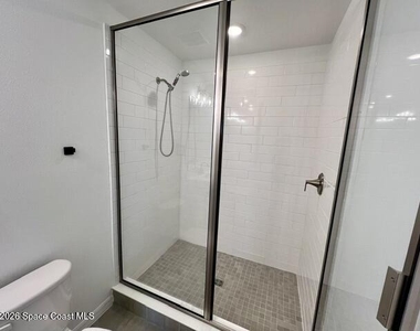 1239 Bluewater Lane - Photo Thumbnail 20
