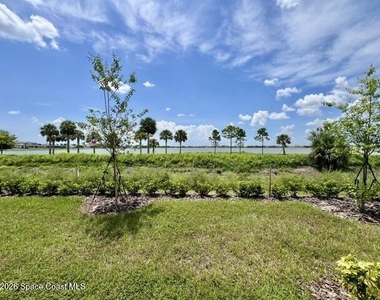 1239 Bluewater Lane - Photo Thumbnail 29