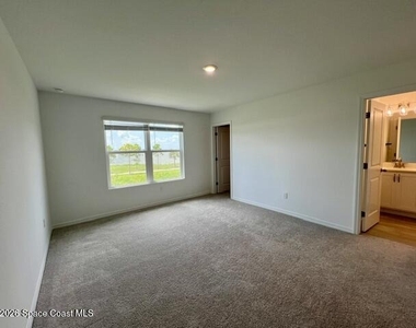 1239 Bluewater Lane - Photo Thumbnail 15