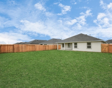 8519 Swenson Lane Lane - Photo Thumbnail 6