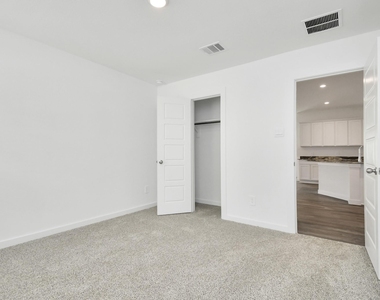 8519 Swenson Lane Lane - Photo Thumbnail 21