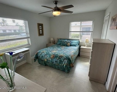 8777 Warwick Drive - Photo Thumbnail 14