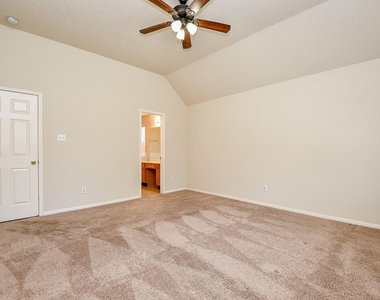 13979 Maximos Dr - Photo Thumbnail 16