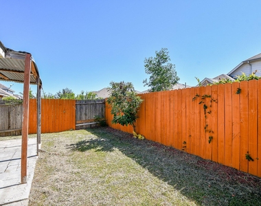 13979 Maximos Dr - Photo Thumbnail 31