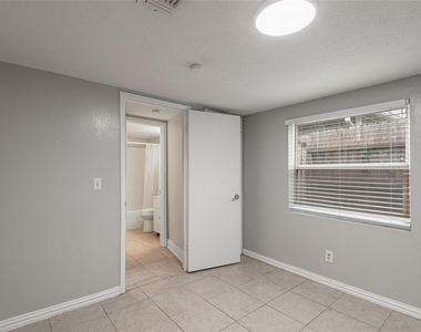 26620 Primrose Court - Photo Thumbnail 10