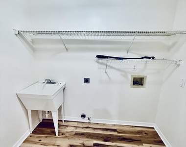 1686 Rustic Way - Photo Thumbnail 23