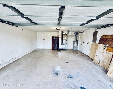 1686 Rustic Way - Photo Thumbnail 28