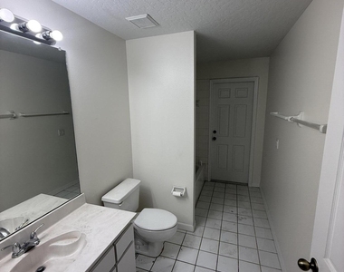 1686 Rustic Way - Photo Thumbnail 24