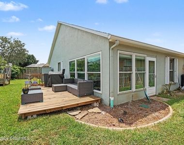 1575 Sun Gazer Drive - Photo Thumbnail 16