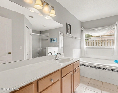 1575 Sun Gazer Drive - Photo Thumbnail 11