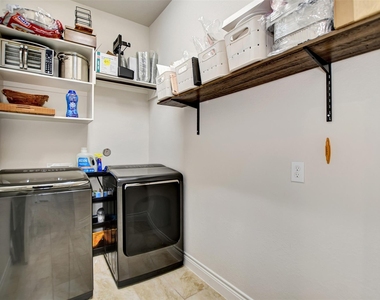 10710 Balivcar Court - Photo Thumbnail 31