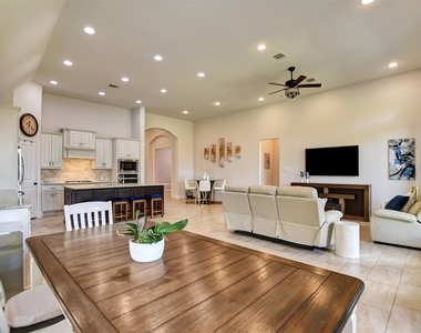 10710 Balivcar Court - Photo Thumbnail 21