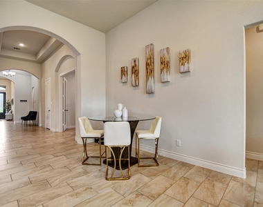 10710 Balivcar Court - Photo Thumbnail 19