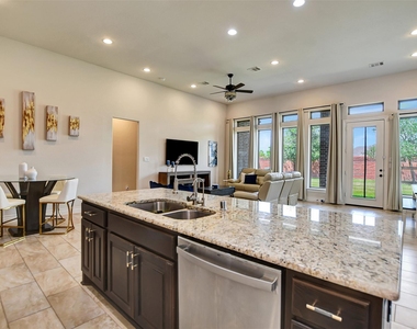 10710 Balivcar Court - Photo Thumbnail 17