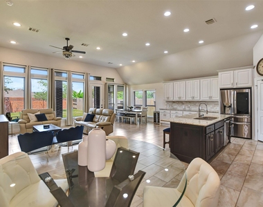10710 Balivcar Court - Photo Thumbnail 9