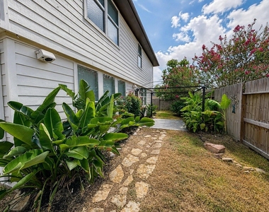 16935 Jelly Park Stone Drive - Photo Thumbnail 29