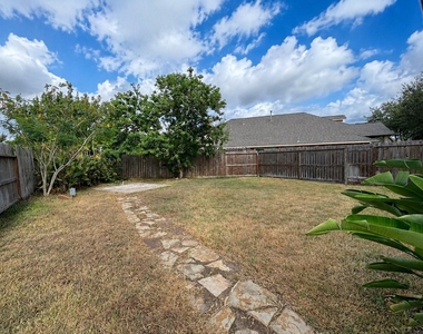 16935 Jelly Park Stone Drive - Photo Thumbnail 28