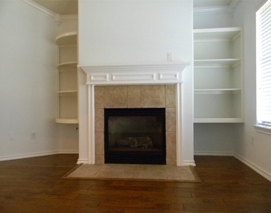 3334 Pebble Beach Lane - Photo Thumbnail 2