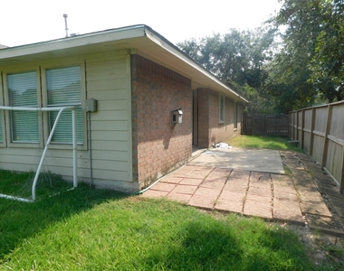 3334 Pebble Beach Lane - Photo Thumbnail 35