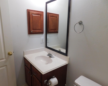 3334 Pebble Beach Lane - Photo Thumbnail 23