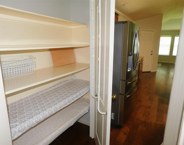 3334 Pebble Beach Lane - Photo Thumbnail 37