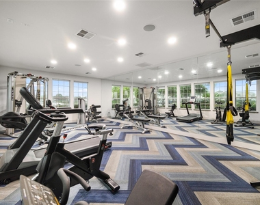 3419 Fountains Drive - Photo Thumbnail 6