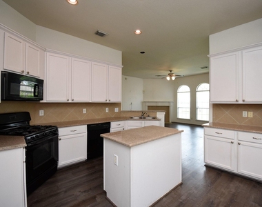 128 Long Canyon Lane - Photo Thumbnail 20