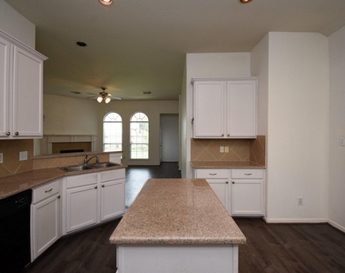 128 Long Canyon Lane - Photo Thumbnail 21