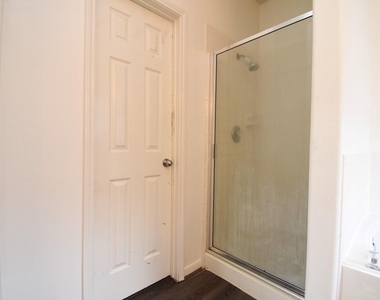 128 Long Canyon Lane - Photo Thumbnail 41