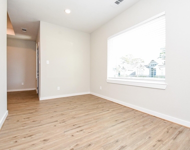 10317 Lake Road - Photo Thumbnail 5