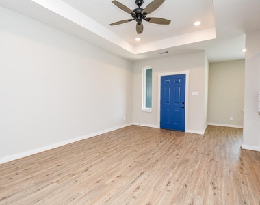 10317 Lake Road - Photo Thumbnail 3
