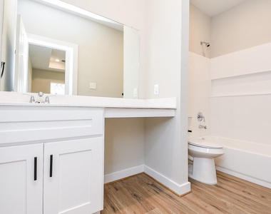 10317 Lake Road - Photo Thumbnail 10