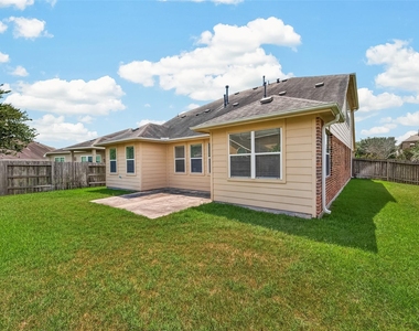 3327 Fairmont Hills Lane - Photo Thumbnail 26