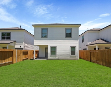 1415 Acorn Meadow Street - Photo Thumbnail 12