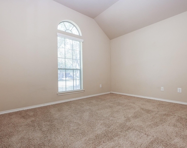 2919 Chalet Knolls Lane - Photo Thumbnail 33