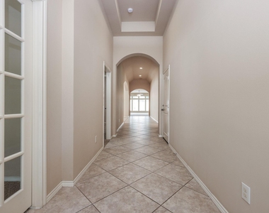 2919 Chalet Knolls Lane - Photo Thumbnail 3