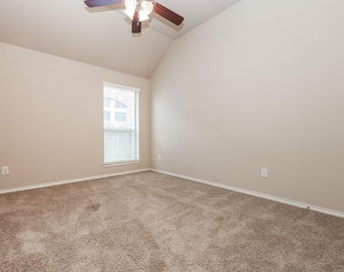 2919 Chalet Knolls Lane - Photo Thumbnail 35