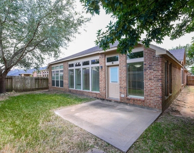 2919 Chalet Knolls Lane - Photo Thumbnail 46
