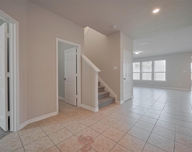 24114 Morrison Lane - Photo Thumbnail 3